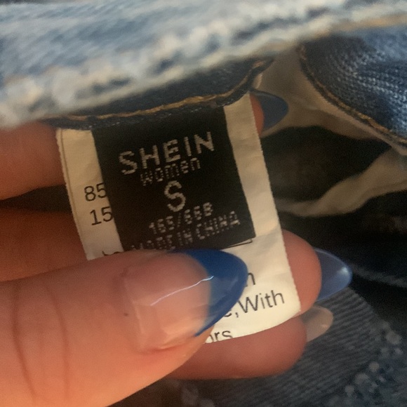 SHIEN curvy fit mom jeans - Picture 3 of 4